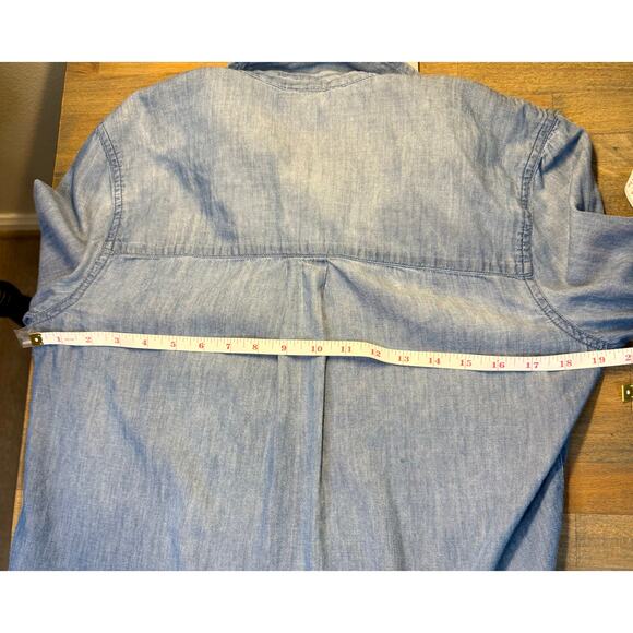 Caslon Button Down Chambrey Denim Long Sleeve Blouse Size S - Picture 5 of 5
